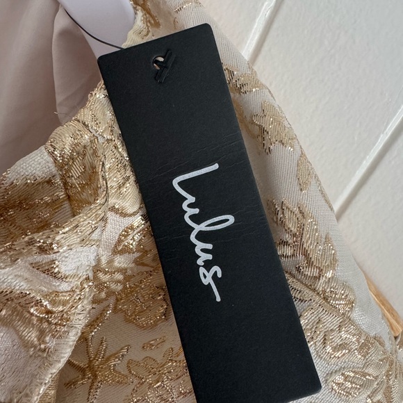 Lulu's Gold and Cream Skirt - Picture 4 of 4